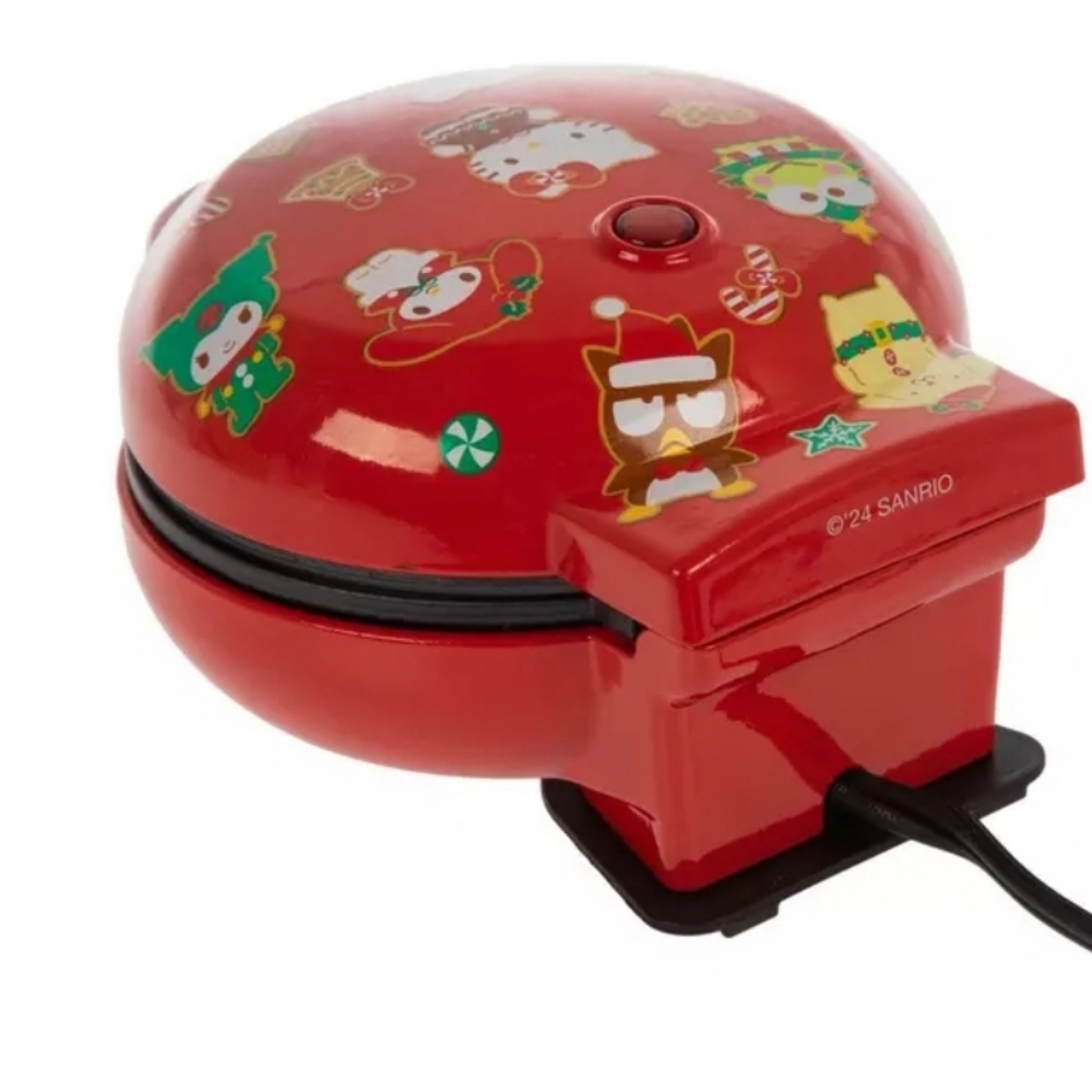 NEW Hello Kitty & Friends Waffle Maker - Picture 5 of 6